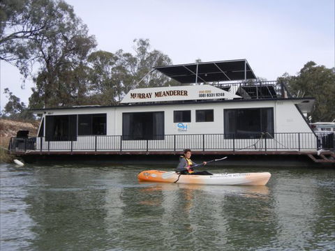 Murray Meanderer - Tourism Search 0