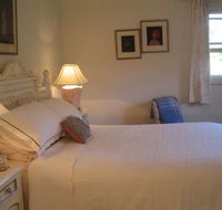 Trafalgar Bed and Breakfast and Annie's cottage - Tourism Search
