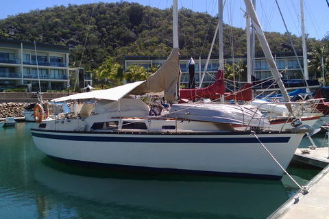 Townsville Early Morning Sailing Cruise Boat Tour - Tourism Search 1