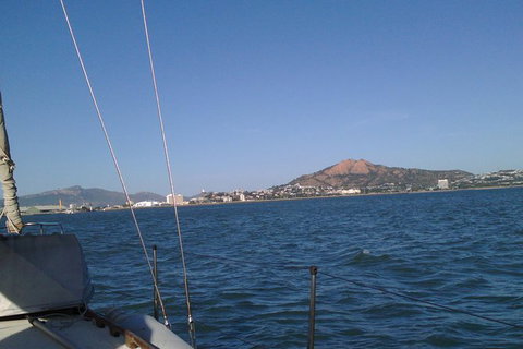 Townsville Early Morning Sailing Cruise Boat Tour - Tourism Search 2