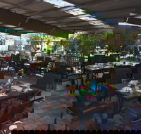 Tumut Valley Violets - Tourism Search