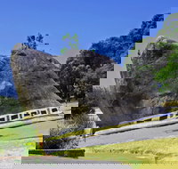 Dog Rock - Tourism Search