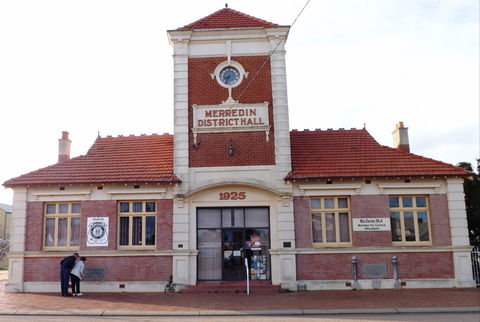Merredin Town Hall - Tourism Search 0