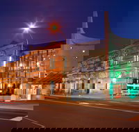 The Riddoch  Main Corner Complex - Tourism Search