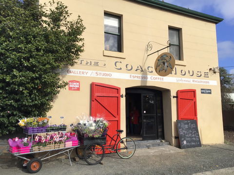 The Coach House Studio - Tourism Search 0