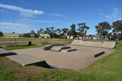 Cleve Sporting Facilities - Tourism Search 1