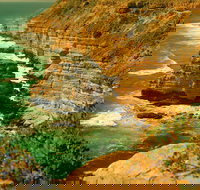 Island Rock and Natural Bridge - Tourism Search