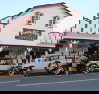 Pomona - Tourism Search
