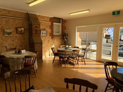 Anglican Community Cafe, Limestone Art Gallery & Cornish Garden - Tourism Search 2