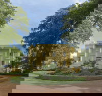 Clarendon - Tourism Search