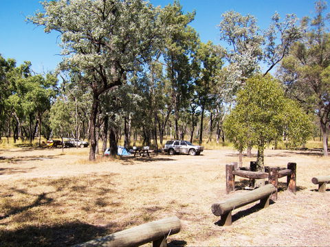Salvator Rosa, Carnarvon National Park - Tourism Search 0