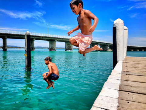 Wallis Lake - Tourism Search 1