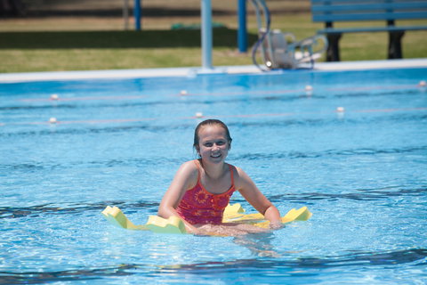 John Houston Memorial Pool: Olympic Pool Complex - Tourism Search 1