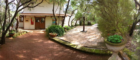 Yallingup Galleries - Tourism Search 0