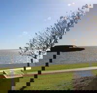 The Donald Campbell Obelisk - Tourism Search