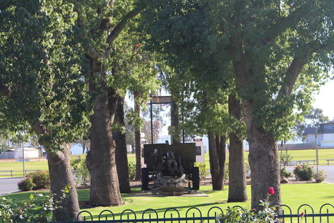 War Gun Trophy - Tourism Search 2