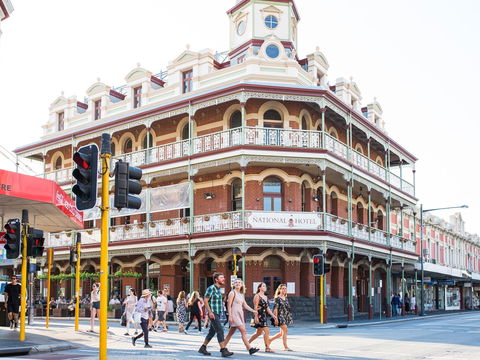 West End Fremantle - Tourism Search 0