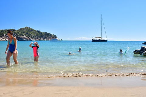 Magnetic Island Sailing BBQ Lunch Cruise - Tourism Search 3