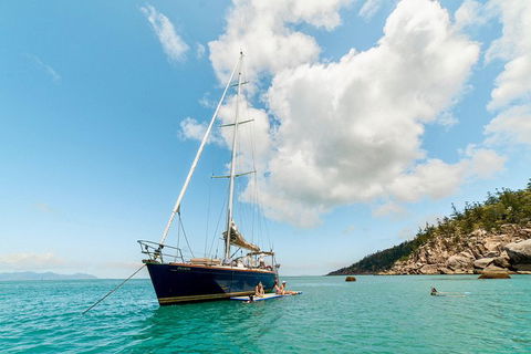 Magnetic Island Sailing BBQ Lunch Cruise - Tourism Search 0