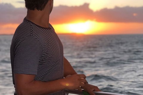 Sunset Twilight Cruise In Hervey Bay - Tourism Search 3