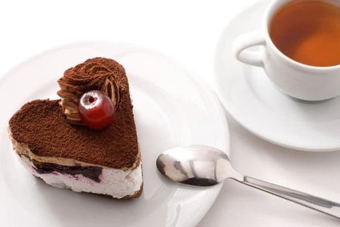 Romance Cruise + Scenic Tour + Beer Tasting + 3 Course Lunch + Hamper - Tourism Search 1
