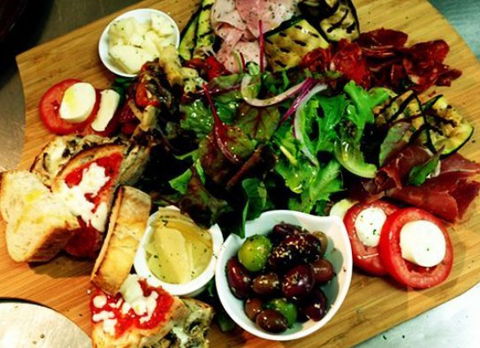 Arriva Pizzeria & Ristorante Italiano - Tourism Search 0