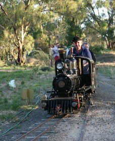Four Corners NSW Tourism Search