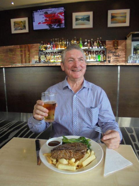 Zebra Crossing Bar & Bistro - Tourism Search 0