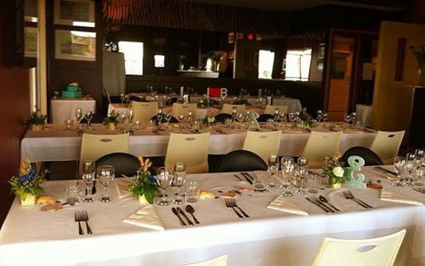 Zebra Crossing Bar & Bistro - Tourism Search 3