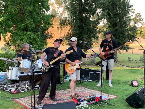 Angas Plains Wines Live In The Vines, With The Band -Wisky Jak - Tourism Search 2