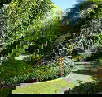 Camelot Garden Stroll - Tourism Search