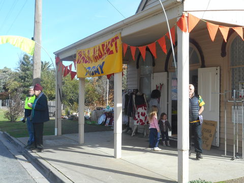 Yarck Country Market - Tourism Search 2