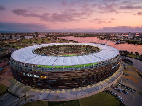 Fremantle Dockers V West Coast Eagles - AFL Round 7 - Tourism Search 1