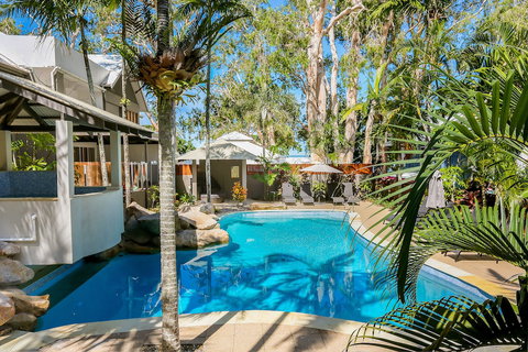 Paradise On The Beach Resort - Palm Cove - Tourism Search 1