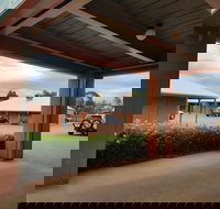 Mud Hut Motel - Tourism Search