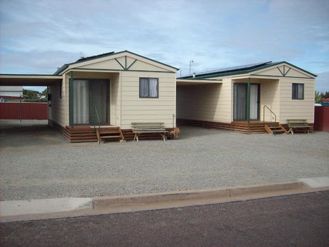 Jackos Holiday Cabins - Tourism Search 4