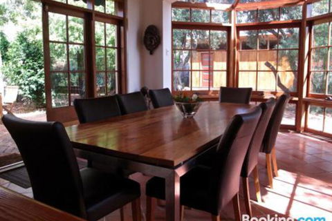 The Russell House - Tourism Search 0