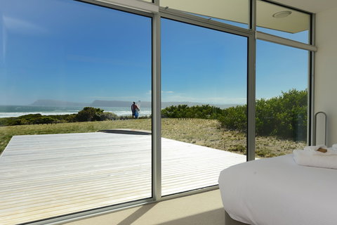 Cloudy Bay Beach House - Tourism Search 3