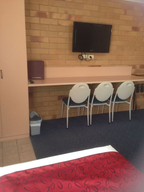 North Parkes Motel - Tourism Search 6