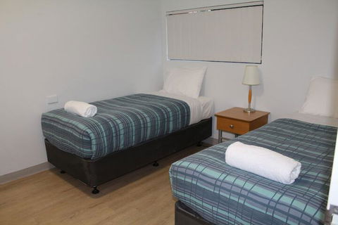 Mandurah Ocean Marina Chalets - Tourism Search 7