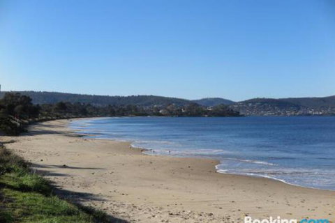 Beachside Rest - Tourism Search 3