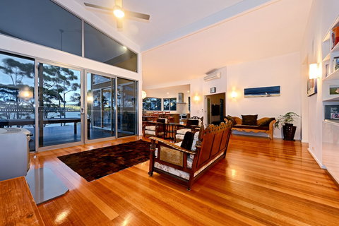 Cloudy Bay Lagoon Estate - Tourism Search 3