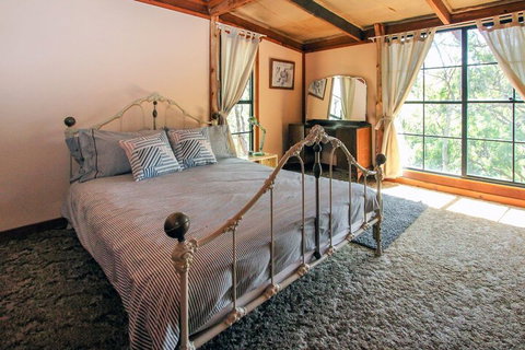 Shady Creek Eco Cabin - Tourism Search 6