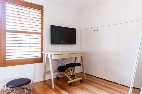 VERA, 1BDR South Melbourne Apartment - Tourism Search 2