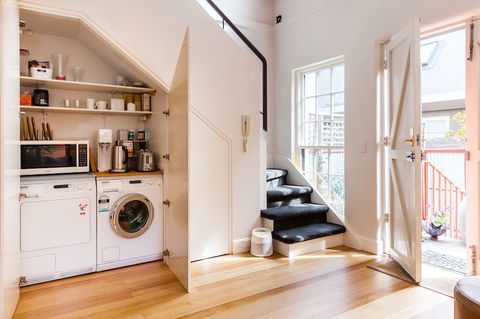 VERA, 1BDR South Melbourne Apartment - Tourism Search 1