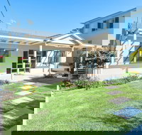 Bamboo Bay at Fingal Bay - Tourism Search