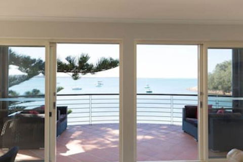 VUES At Salamander Bay - Tourism Search 0