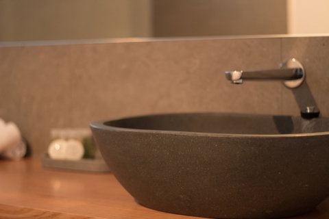 Ulverstone Waterfront Apartments - Tourism Search 4