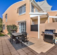 Sandcastles 1 / 8 Ala Moana Way - Tourism Search