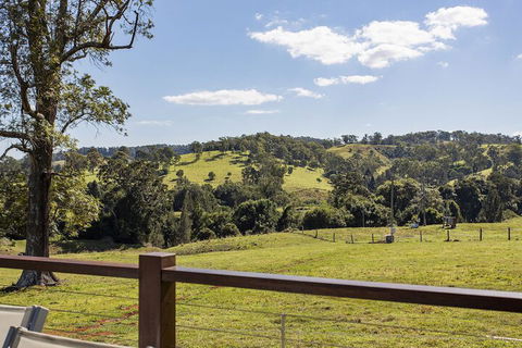 Valley Cabins By The Creek - Tourism Search 7